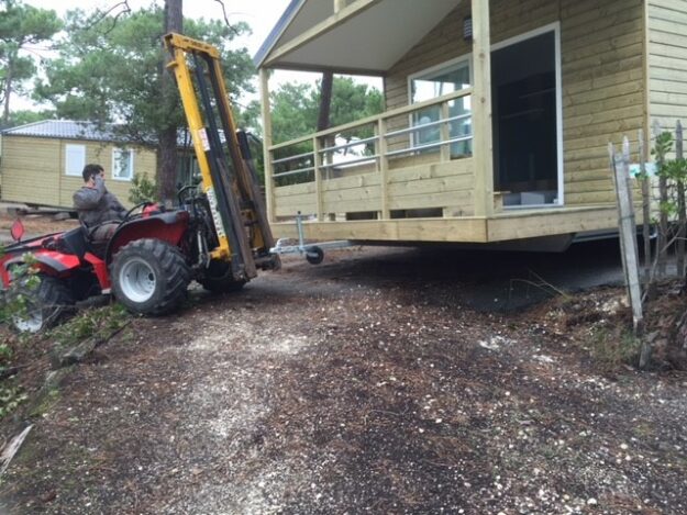 tracter mobil-home parcelle en dénivelée