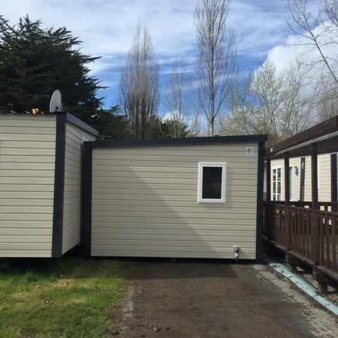 Technicité des opérateurs pour acheminement mobil-home dans allées étroites